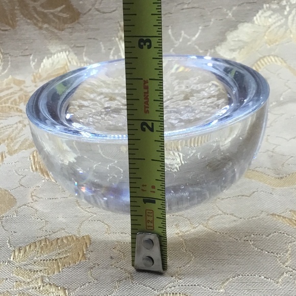 Crystal France clear glass domed Snowflake paperweight art glass preowned. - Picture 5 of 7